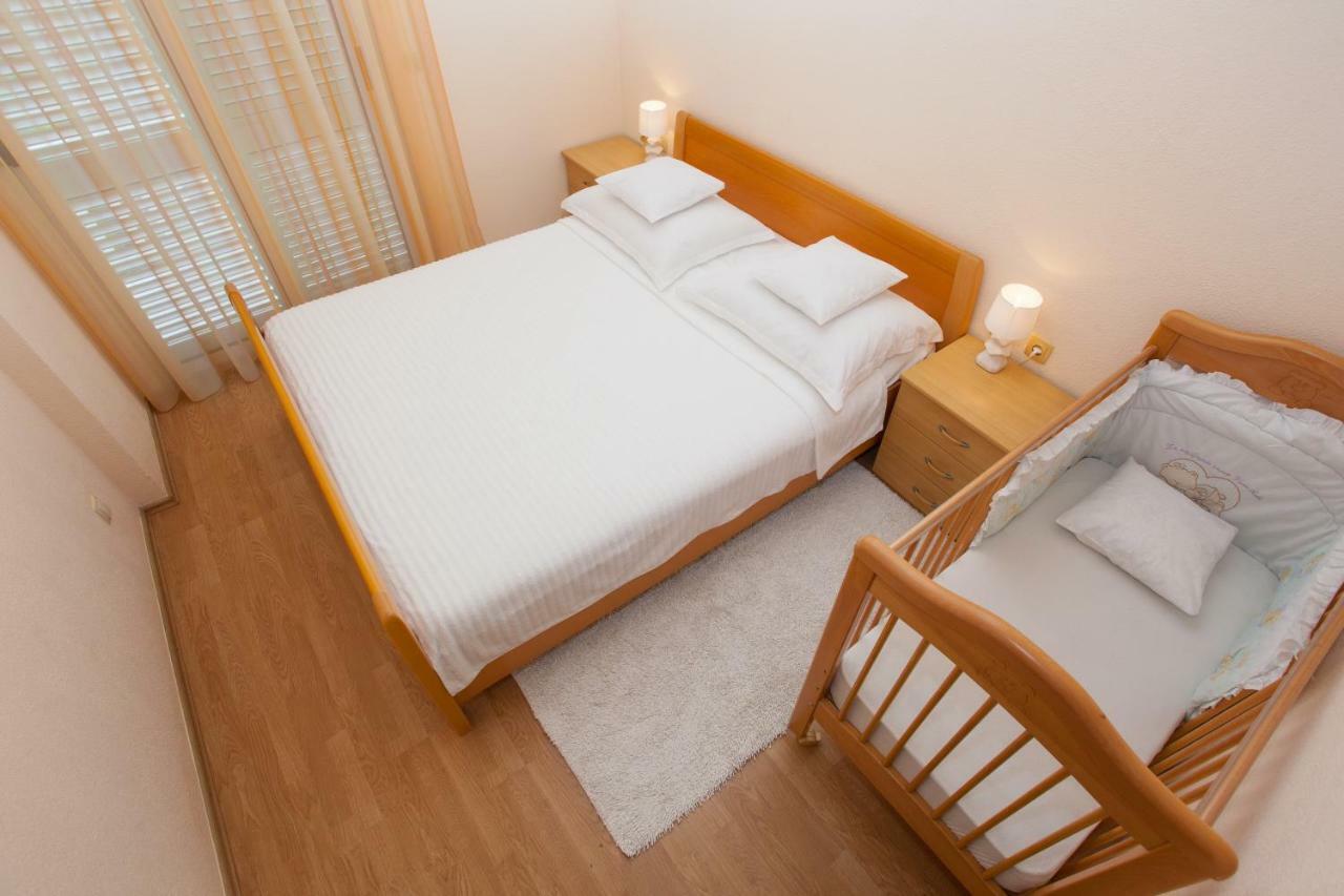 Ferienwohnung Apartman Antonio Makarska Exterior foto